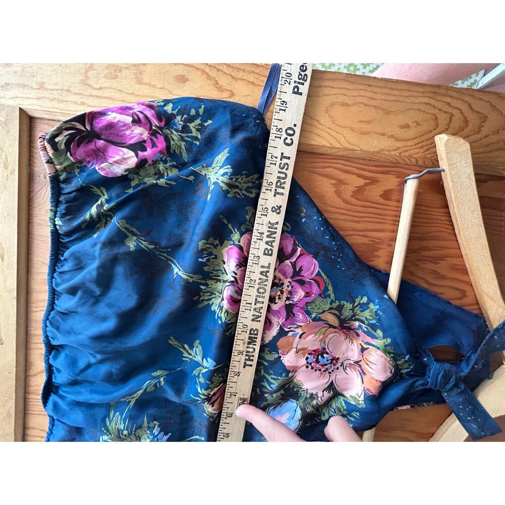 Free People Blue Floral Cropped Halter Top Size M - Picture 7 of 7